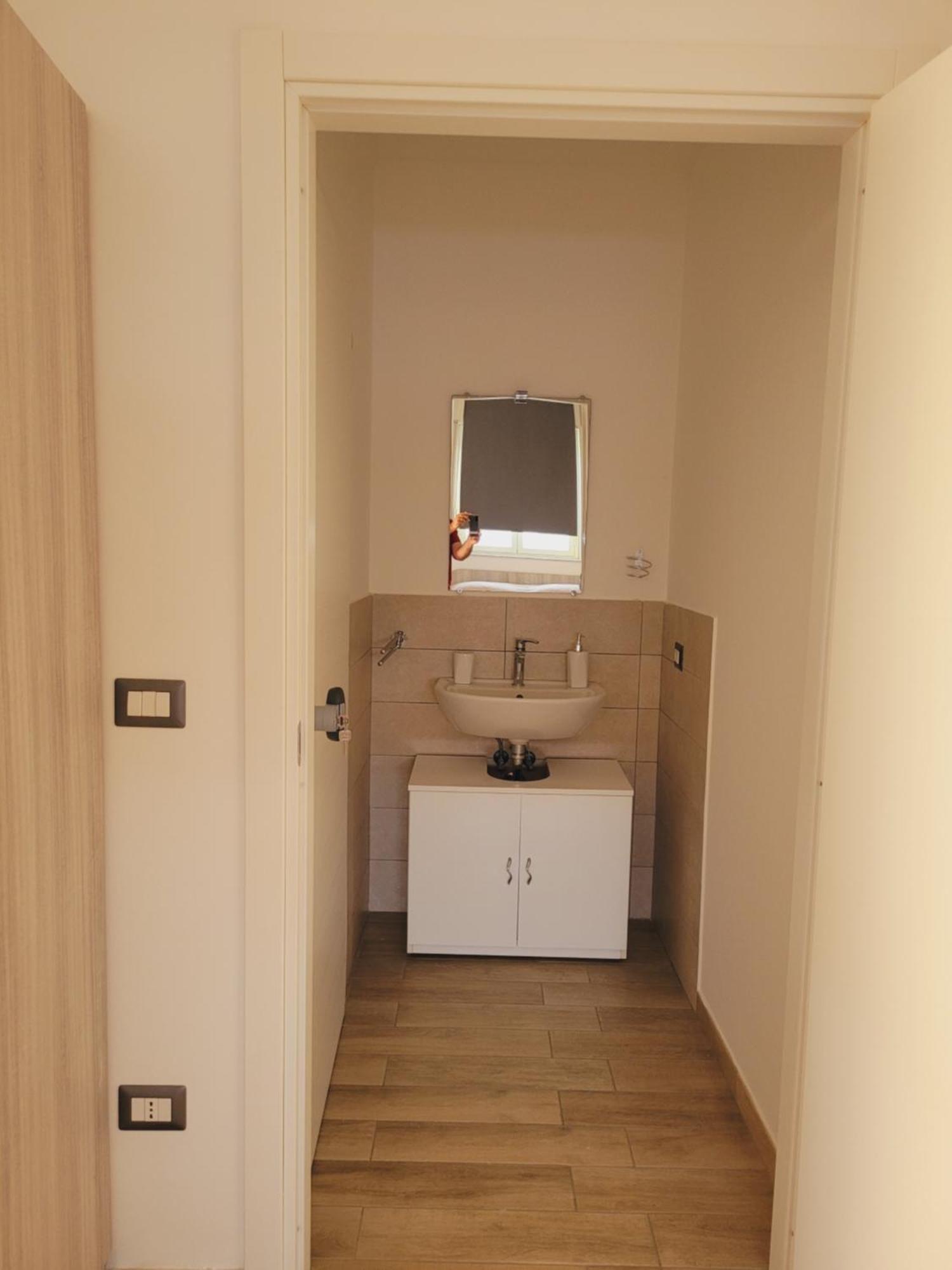 House Airport 3 *